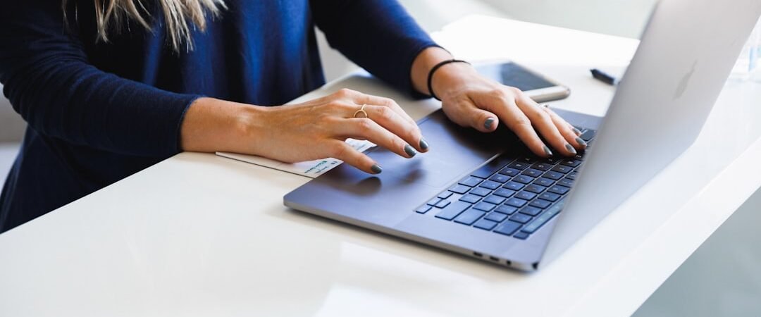 SMM Panel for LinkedIn: A B2B Growth Guide (2026)