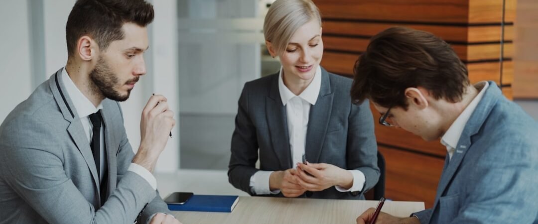 SMM Panel for Law Firms: Building a Professional Online Presence